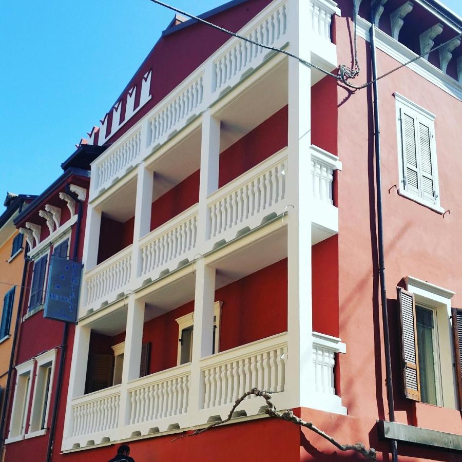Hotel Danieli La Castellana Lago Di Garda Brenzone sul Garda Eksteriør bilde