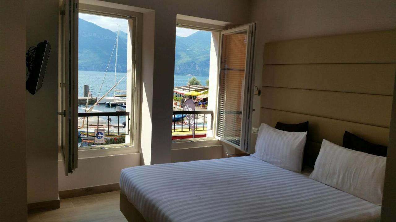 Hotel Danieli La Castellana Lago Di Garda Brenzone sul Garda Eksteriør bilde