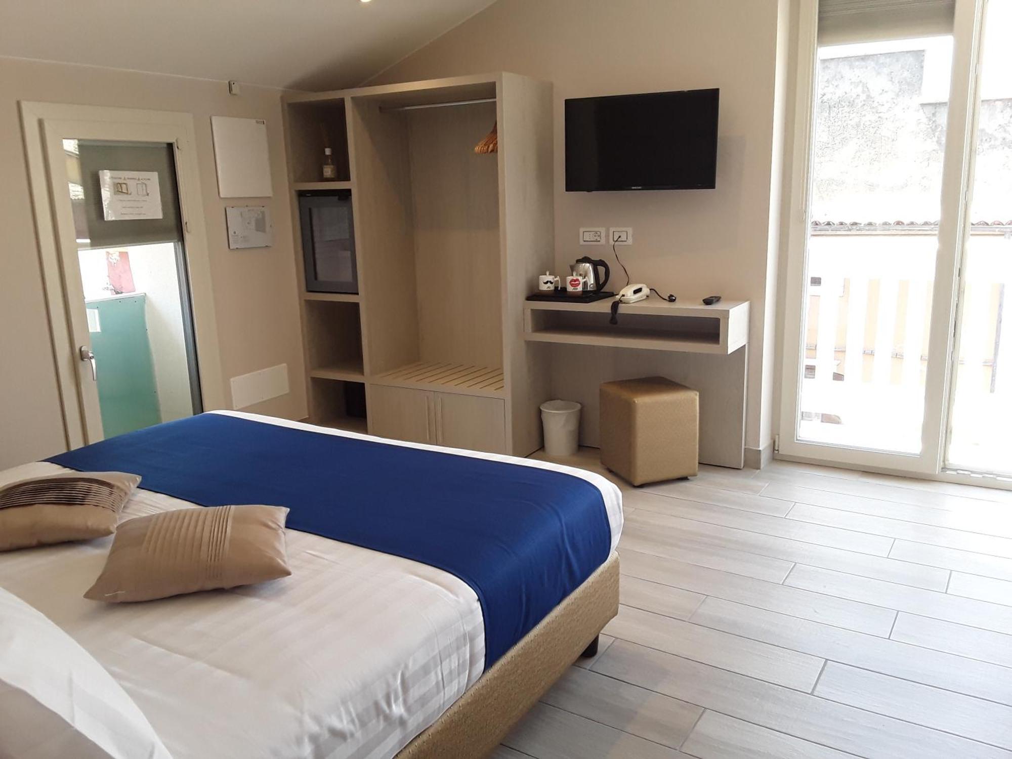Hotel Danieli La Castellana Lago Di Garda Brenzone sul Garda Eksteriør bilde