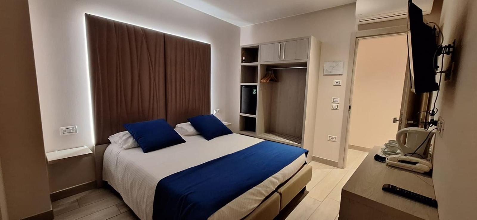 Hotel Danieli La Castellana Lago Di Garda Brenzone sul Garda Eksteriør bilde
